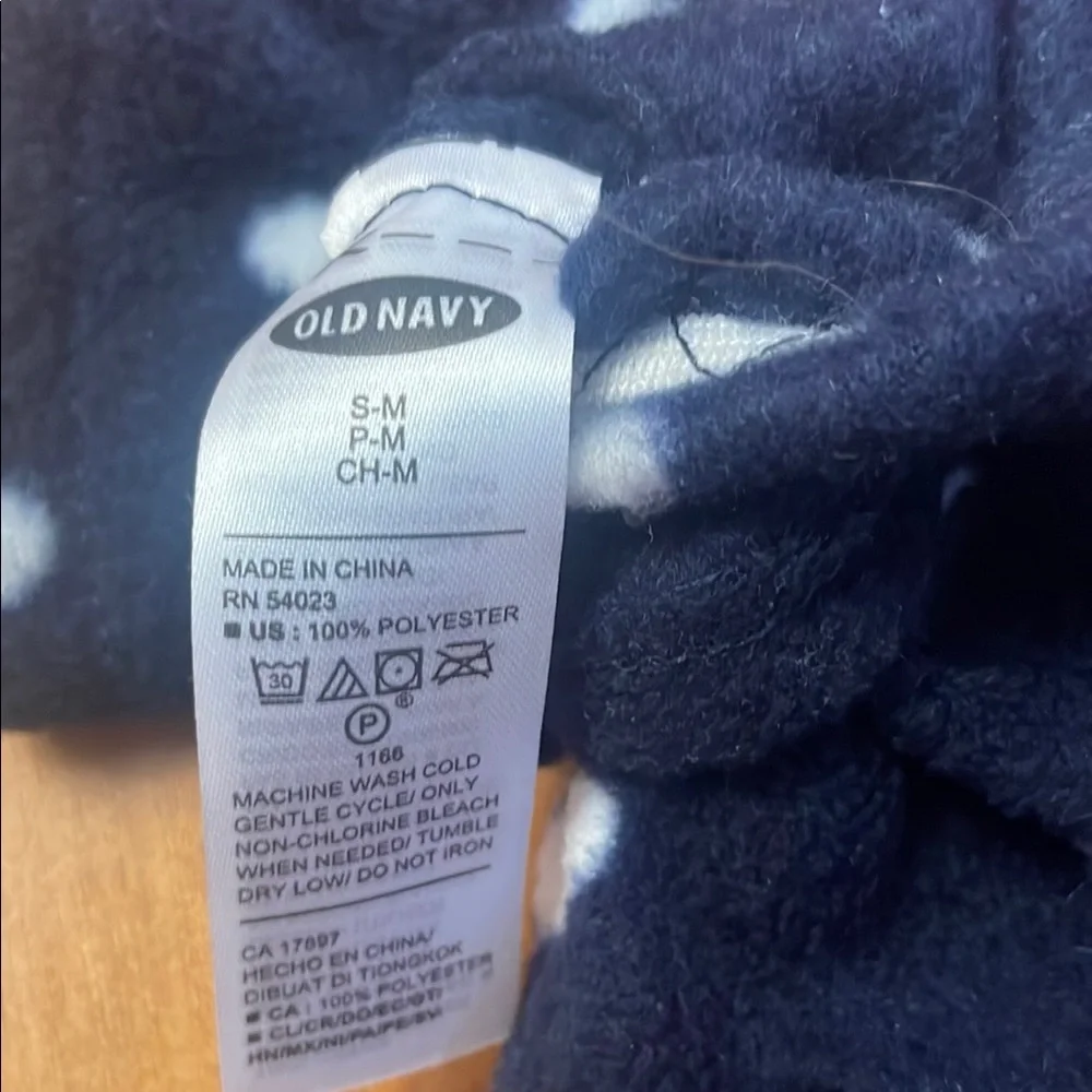 Old Navy stay cozy